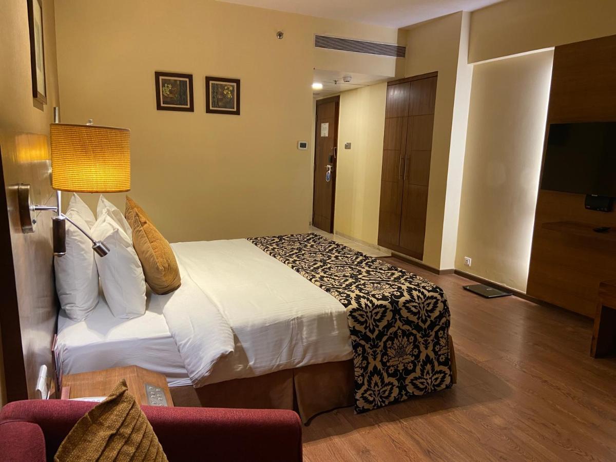 Fortune Select Exotica, Navi Mumbai - Member Itc Hotels' Group Buitenkant foto