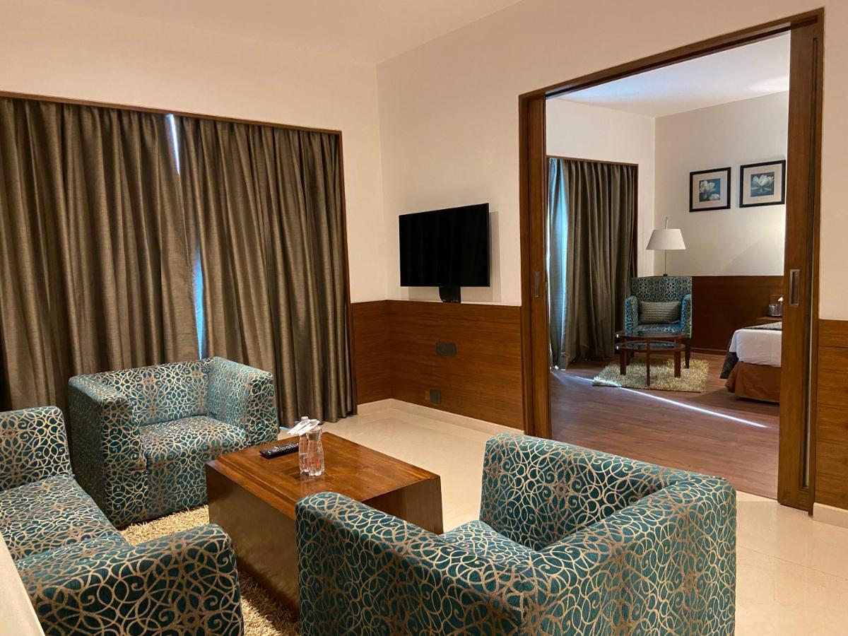 Fortune Select Exotica, Navi Mumbai - Member Itc Hotels' Group Buitenkant foto