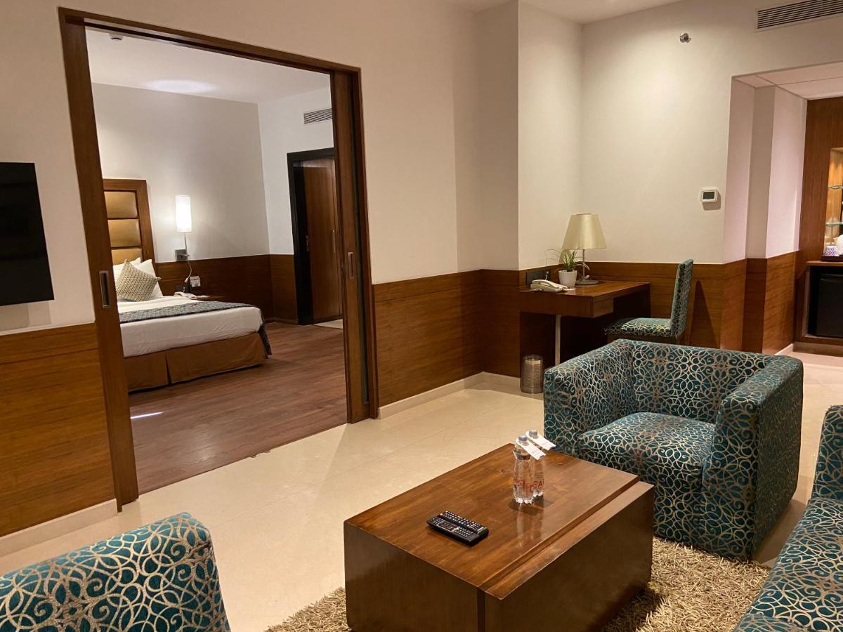 Fortune Select Exotica, Navi Mumbai - Member Itc Hotels' Group Buitenkant foto
