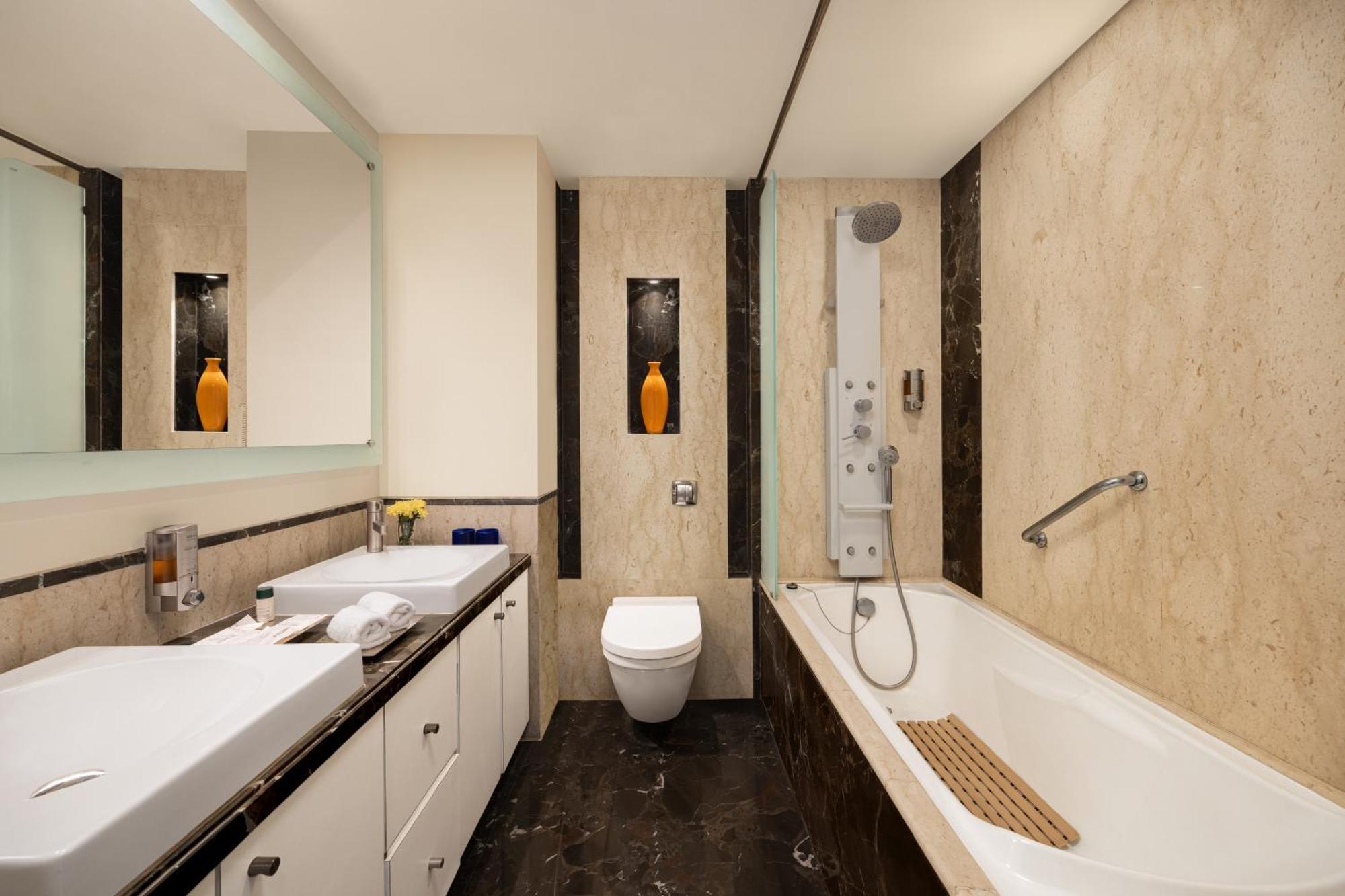 Fortune Select Exotica, Navi Mumbai - Member Itc Hotels' Group Buitenkant foto
